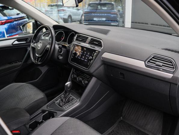 Volkswagen Tiguan II с пробегом 2020 года, цена 2 750 000 рублей, 49000 км, внедорожник, Автокод Объявления
