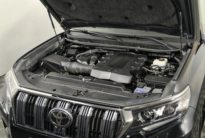 Toyota Land Cruiser Prado 150 Series Рестайлинг 2 с пробегом 2017 года, цена 5 050 000 рублей, 102136 км, внедорожник, Автокод Объявления