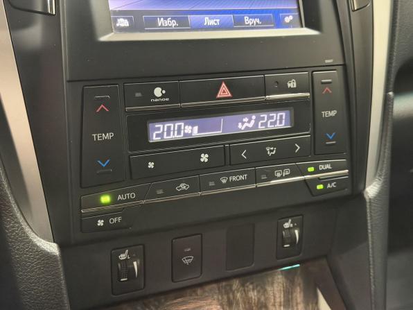 Toyota Camry VII (XV50) Рестайлинг с пробегом 2015 года, цена 2 330 000 рублей, 111766 км, седан, Автокод Объявления