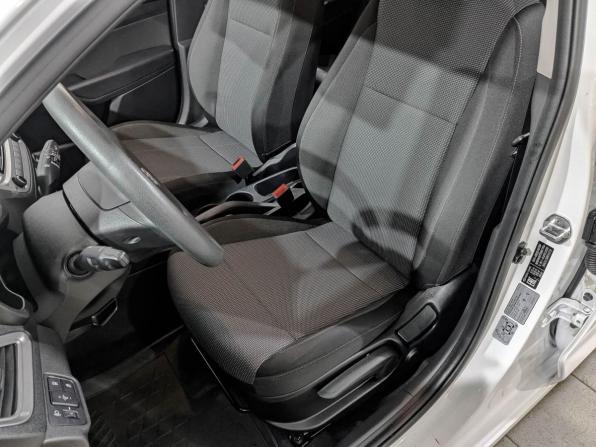 Hyundai Solaris II Рестайлинг с пробегом 2022 года, цена 1 740 000 рублей, 61112 км, седан, Автокод Объявления