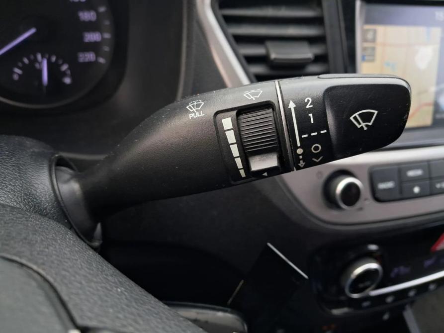 Hyundai Solaris II Санкт-Петербург  - изображение 12