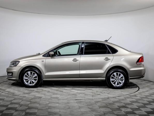 Volkswagen Polo V Рестайлинг с пробегом 2017 года, цена 1 419 000 рублей, 90401 км, седан, Автокод Объявления