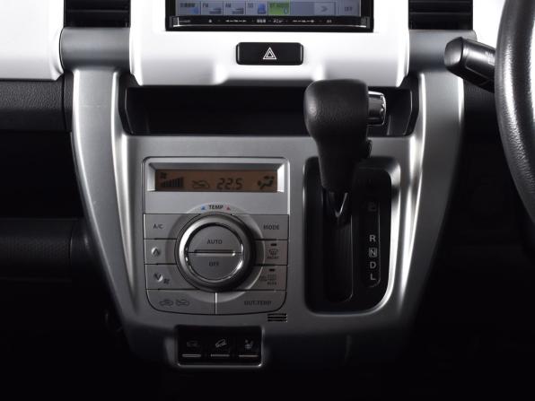 Suzuki Hustler I с пробегом 2016 года, цена 809 995 рублей, 129483 км, хэтчбек, Автокод Объявления