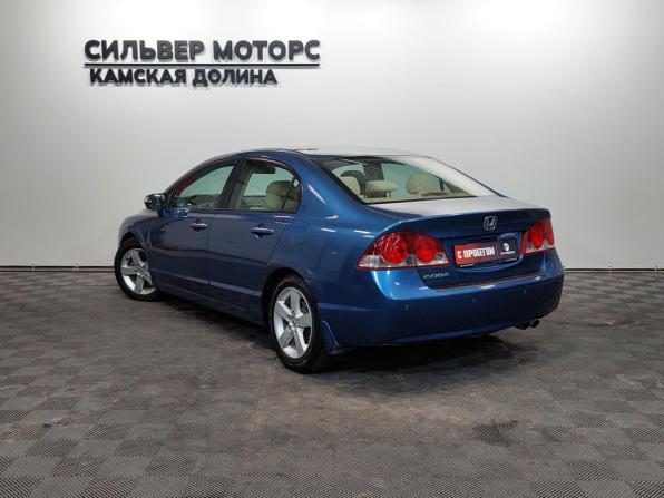 Honda Civic VIII с пробегом 2008 года, цена 720 000 рублей, 121400 км, седан, Автокод Объявления