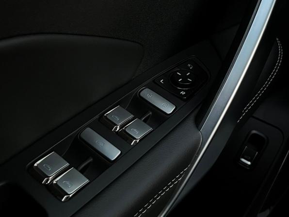 Geely Atlas Pro с пробегом 2024 года, цена 2 315 400 рублей, 26961 км, внедорожник, Автокод Объявления
