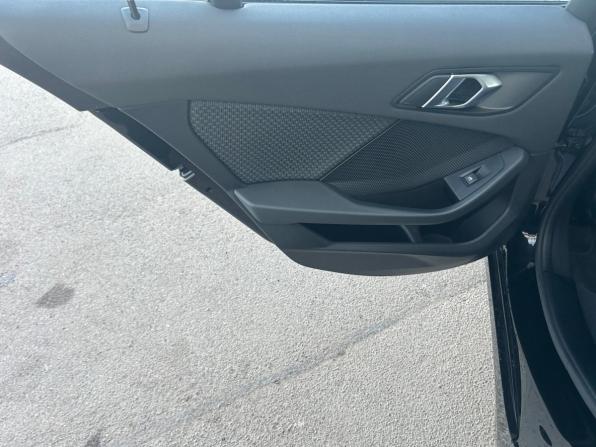 BMW 1 серии III (F40) с пробегом 2020 года, цена 2 450 000 рублей, 117026 км, хэтчбек, Автокод Объявления