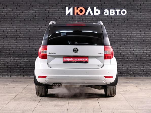 Skoda Yeti I Рестайлинг с пробегом 2016 года, цена 1 445 000 рублей, 186507 км, внедорожник, Автокод Объявления