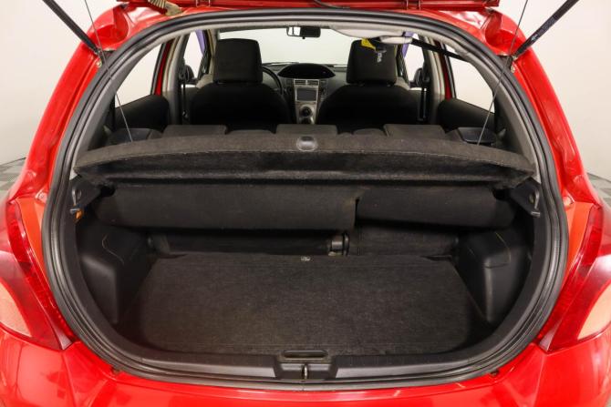 Toyota Yaris II с пробегом 2008 года, цена 499 000 рублей, 154000 км, хэтчбек, Автокод Объявления