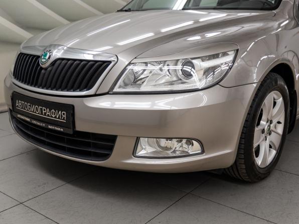 Skoda Octavia II (A5) Рестайлинг с пробегом 2011 года, цена 1 048 000 рублей, 131660 км, лифтбек, Автокод Объявления