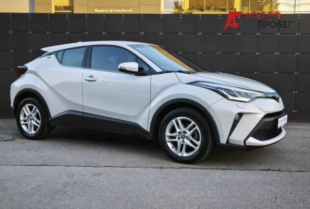 Toyota C-HR I Рестайлинг Сыктывкар  - изображение 3