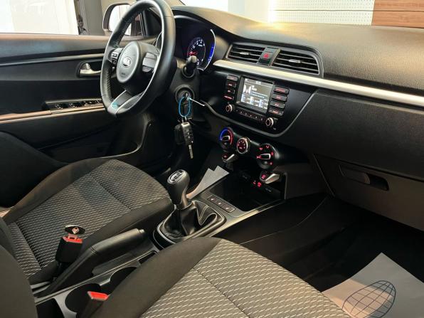 Kia Rio IV с пробегом 2020 года, цена 1 399 990 рублей, 132565 км, хэтчбек, Автокод Объявления