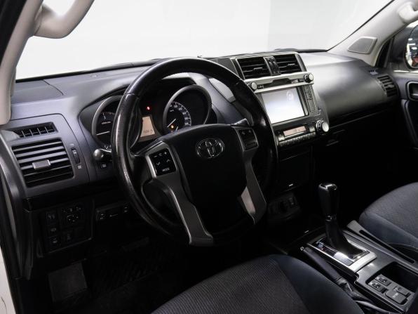 Toyota Land Cruiser Prado 150 Series Рестайлинг 1 с пробегом 2014 года, цена 3 360 000 рублей, 158614 км, внедорожник, Автокод Объявления