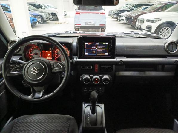 Suzuki Jimny IV с пробегом 2020 года, цена 2 690 000 рублей, 66500 км, внедорожник, Автокод Объявления