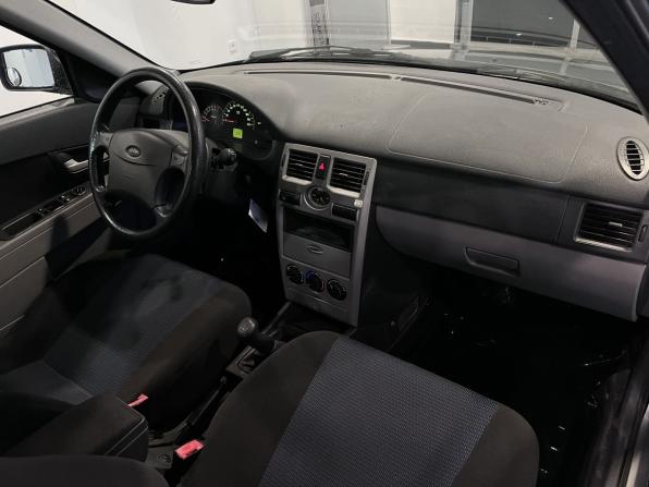 Lada (ВАЗ) Priora I с пробегом 2010 года, цена 199 000 рублей, 115000 км, седан, Автокод Объявления