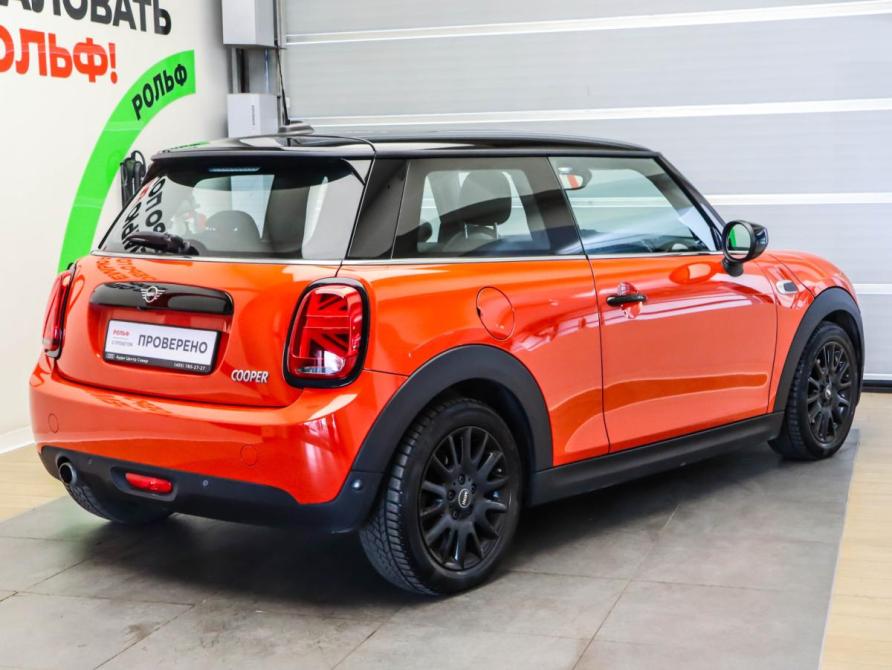 Mini Hatch III (F55/F56) Рестайлинг Москва  - изображение 4
