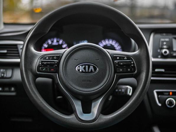 Kia Optima IV с пробегом 2017 года, цена 1 399 000 рублей, 172831 км, седан, Автокод Объявления