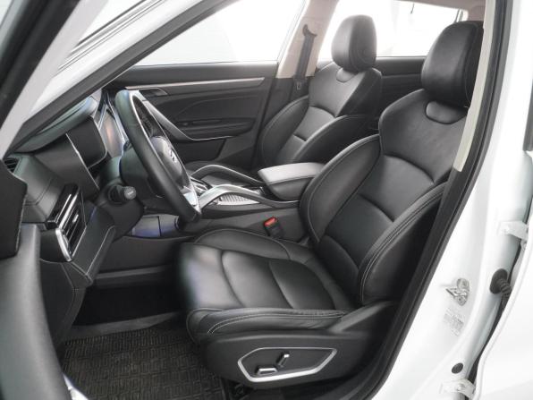 Geely Atlas Pro с пробегом 2023 года, цена 2 299 000 рублей, 48072 км, внедорожник, Автокод Объявления