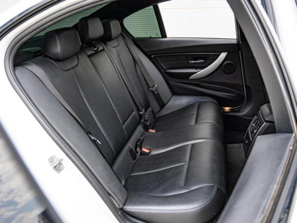 BMW 3 серии VI (F3x) Рестайлинг с пробегом 2018 года, цена 3 200 000 рублей, 98930 км, седан, Автокод Объявления