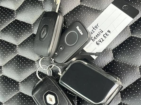 Renault Duster I Рестайлинг с пробегом 2016 года, цена 1 118 000 рублей, 150000 км, внедорожник, Автокод Объявления