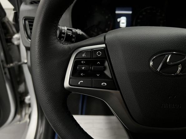 Hyundai Solaris II Рестайлинг с пробегом 2021 года, цена 1 440 000 рублей, 117698 км, седан, Автокод Объявления