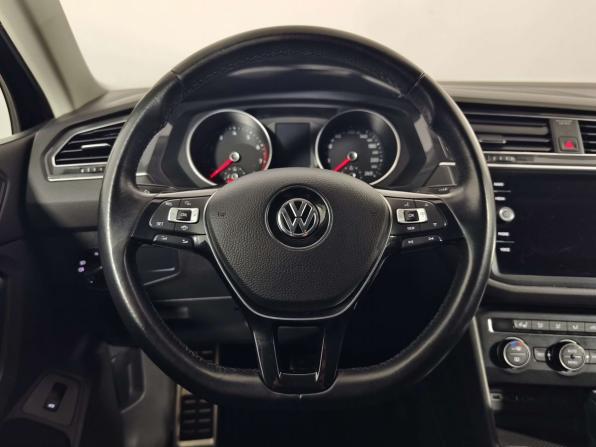 Volkswagen Tiguan II с пробегом 2020 года, цена 2 659 000 рублей, 62264 км, внедорожник, Автокод Объявления