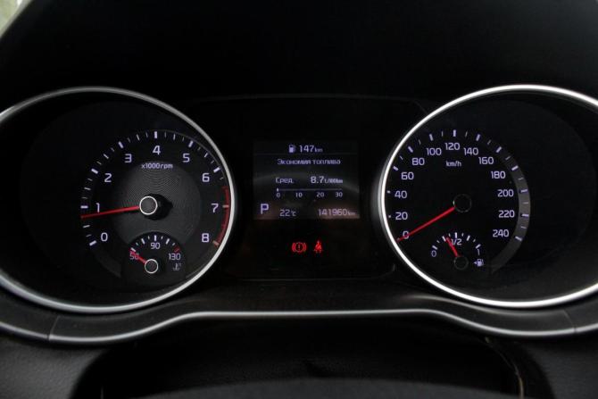 Kia Ceed III с пробегом 2019 года, цена 1 640 000 рублей, 141892 км, универсал, Автокод Объявления