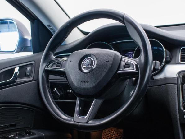 Skoda Superb II Рестайлинг с пробегом 2014 года, цена 1 295 000 рублей, 270000 км, универсал, Автокод Объявления