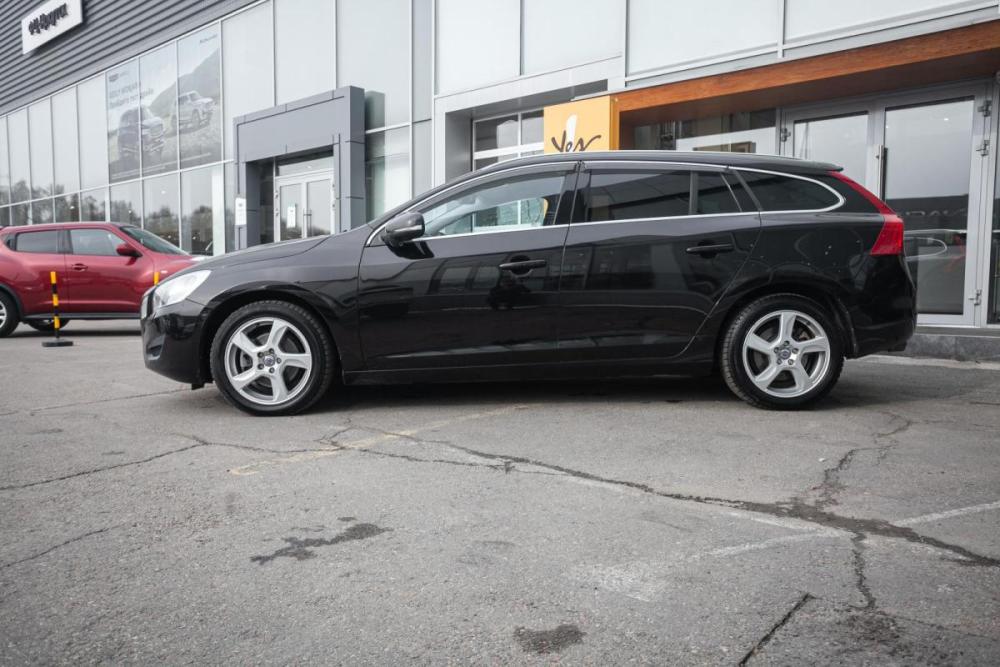Volvo V60 I Иркутск  - изображение 4