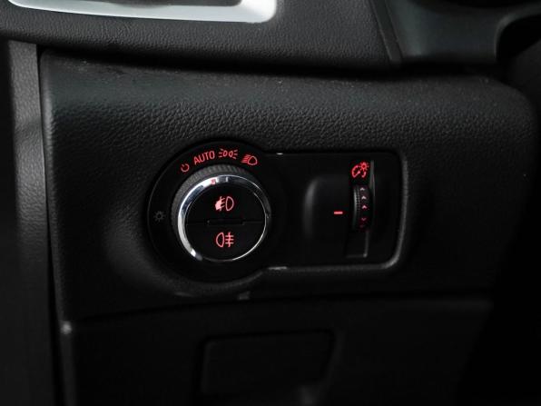 Opel Astra J Рестайлинг с пробегом 2013 года, цена 919 400 рублей, 182417 км, хэтчбек, Автокод Объявления