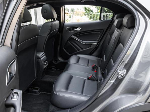 Mercedes-Benz GLA I (X156) Рестайлинг с пробегом 2019 года, цена 2 720 000 рублей, 145065 км, внедорожник, Автокод Объявления