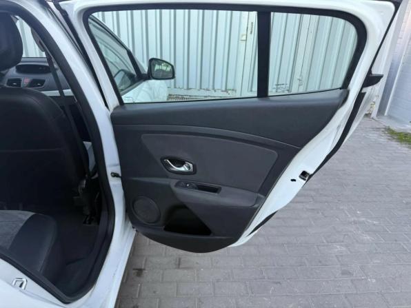 Renault Megane III с пробегом 2010 года, цена 529 000 рублей, 286703 км, хэтчбек, Автокод Объявления