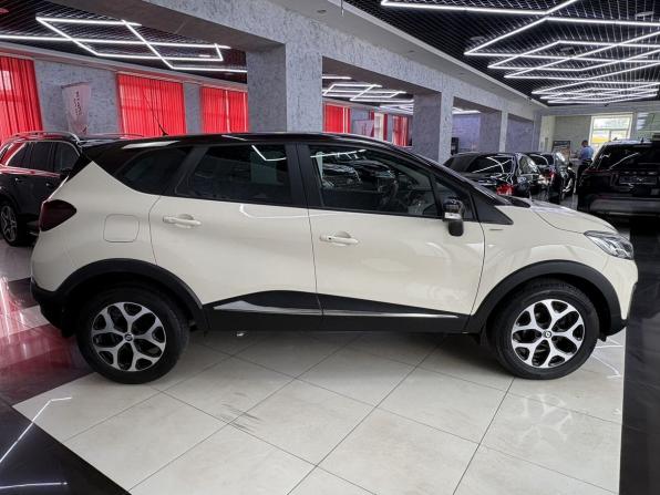 Renault Kaptur I с пробегом 2018 года, цена 1 695 000 рублей, 40051 км, внедорожник, Автокод Объявления