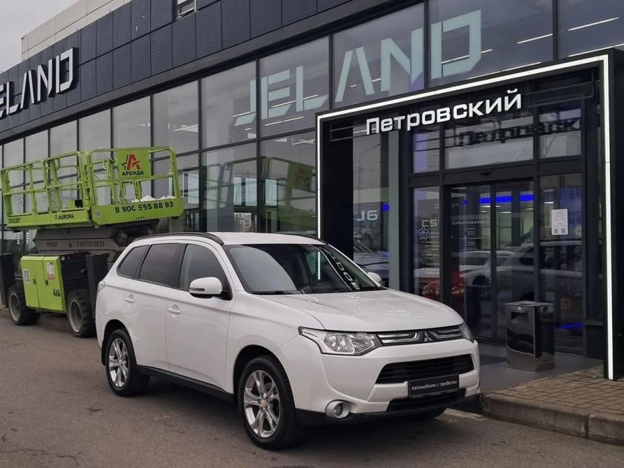 Mitsubishi Outlander III Санкт-Петербург  - изображение 1