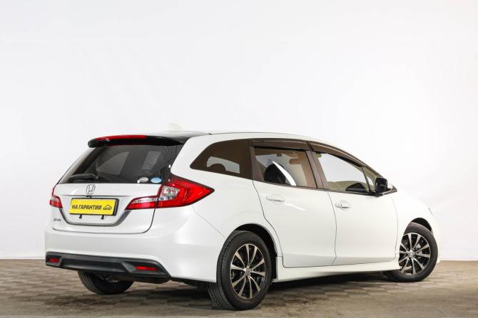 Honda Jade I Рестайлинг с пробегом 2019 года, цена 2 029 000 рублей, 56000 км, компактвэн, Автокод Объявления