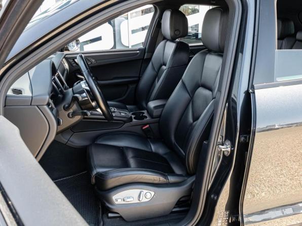 Porsche Macan I с пробегом 2018 года, цена 3 299 000 рублей, 93649 км, внедорожник, Автокод Объявления