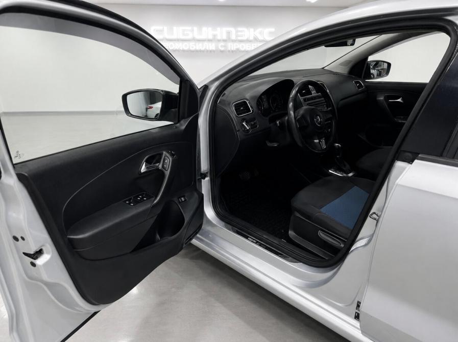 Volkswagen Polo V Кемерово  - изображение 5