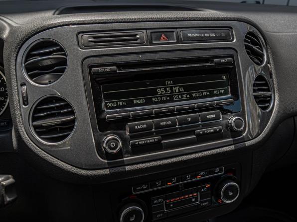 Volkswagen Tiguan I Рестайлинг с пробегом 2014 года, цена 1 250 000 рублей, 161475 км, внедорожник, Автокод Объявления