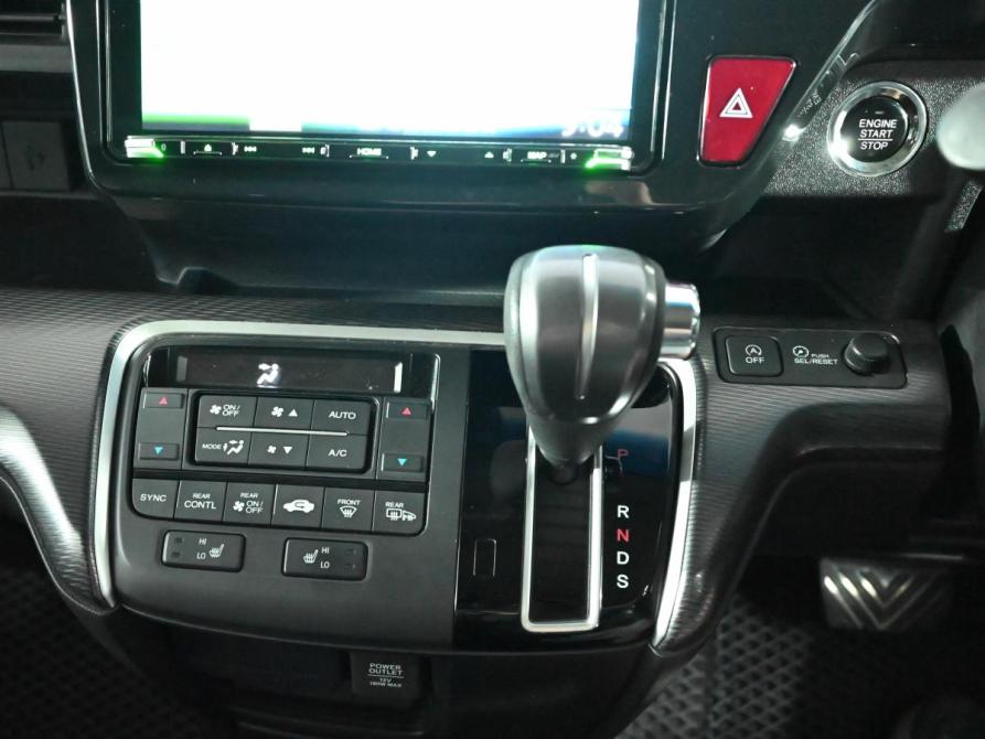 Honda Stepwgn V Рестайлинг Екатеринбург  - изображение 16