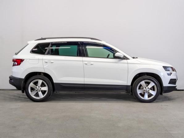 Skoda Karoq I с пробегом 2020 года, цена 2 400 000 рублей, 99229 км, внедорожник, Автокод Объявления