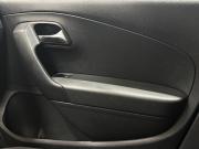 Volkswagen Polo V Рестайлинг Кемерово  - изображение 35