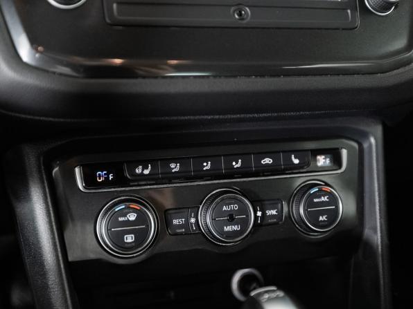 Volkswagen Tiguan II с пробегом 2017 года, цена 1 940 000 рублей, 136817 км, внедорожник, Автокод Объявления