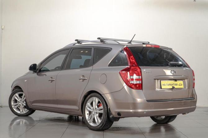 Kia Ceed I с пробегом 2007 года, цена 759 000 рублей, 363776 км, универсал, Автокод Объявления