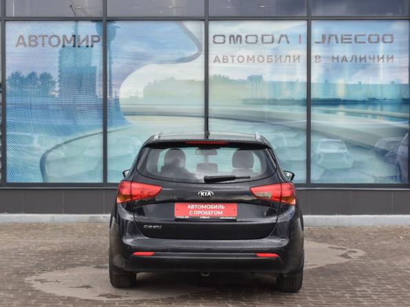 Kia Ceed II с пробегом 2013 года, цена 925 000 рублей, 215747 км, универсал, Автокод Объявления