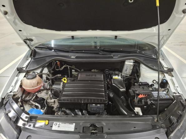 Volkswagen Polo V Рестайлинг с пробегом 2017 года, цена 1 120 000 рублей, 143173 км, седан, Автокод Объявления