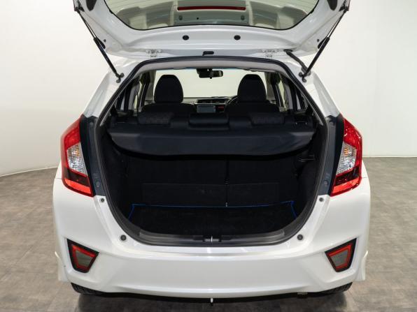 Honda Fit III с пробегом 2016 года, цена 1 150 000 рублей, 158441 км, хэтчбек, Автокод Объявления