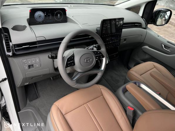 Новый Hyundai Staria I 2025 года, цена 9 990 000 рублей, минивэн, Автокод Объявления