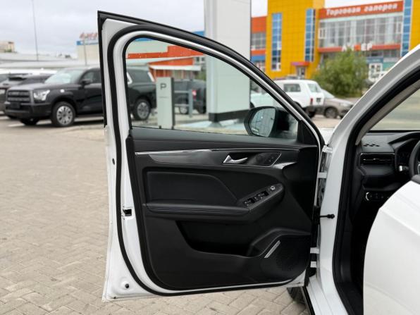 Haval Jolion I Рестайлинг с пробегом 2024 года, цена 2 370 000 рублей, 13701 км, внедорожник, Автокод Объявления