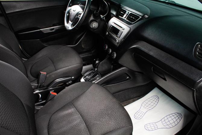 Kia Rio III Рестайлинг с пробегом 2016 года, цена 879 000 рублей, 172000 км, седан, Автокод Объявления