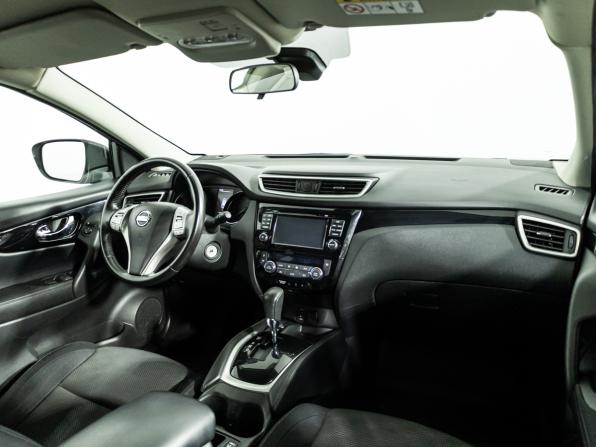 Nissan Qashqai II с пробегом 2018 года, цена 1 599 585 рублей, 136500 км, внедорожник, Автокод Объявления