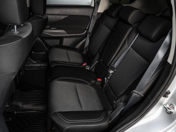 Mitsubishi Outlander III Рестайлинг 3 с пробегом 2022 года, цена 2 690 000 рублей, 121036 км, внедорожник, Автокод Объявления